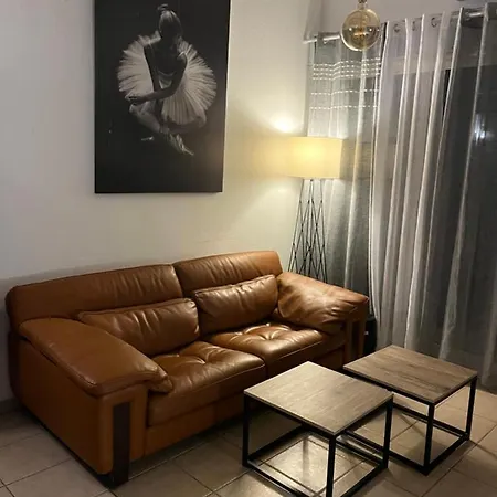 Les Reflets Apartment *