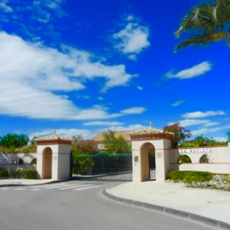 Les Reflets * Saint-Cyprien (Pyrenees-Orientales)